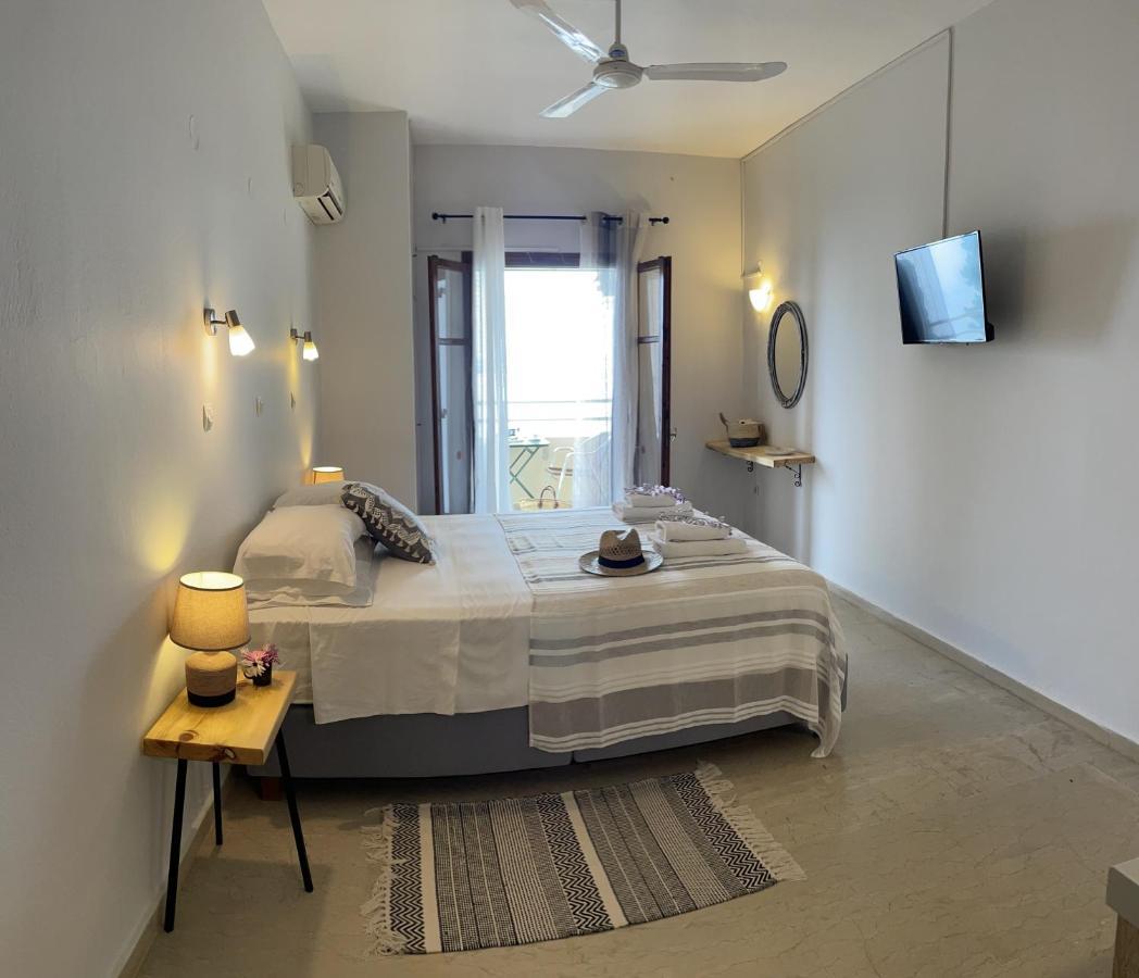 Hotel Odeon B&B Барбати Екстериор снимка