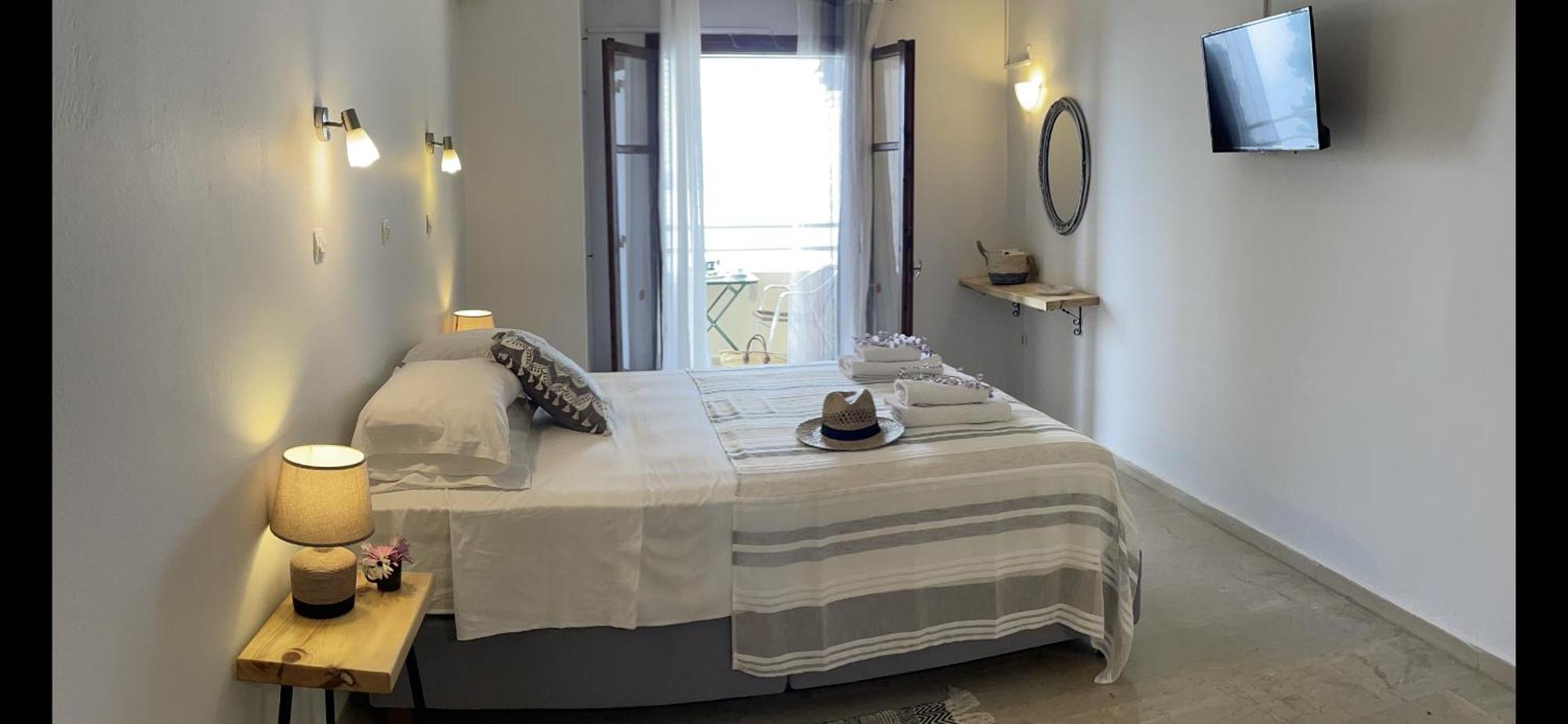 Hotel Odeon B&B Барбати Екстериор снимка