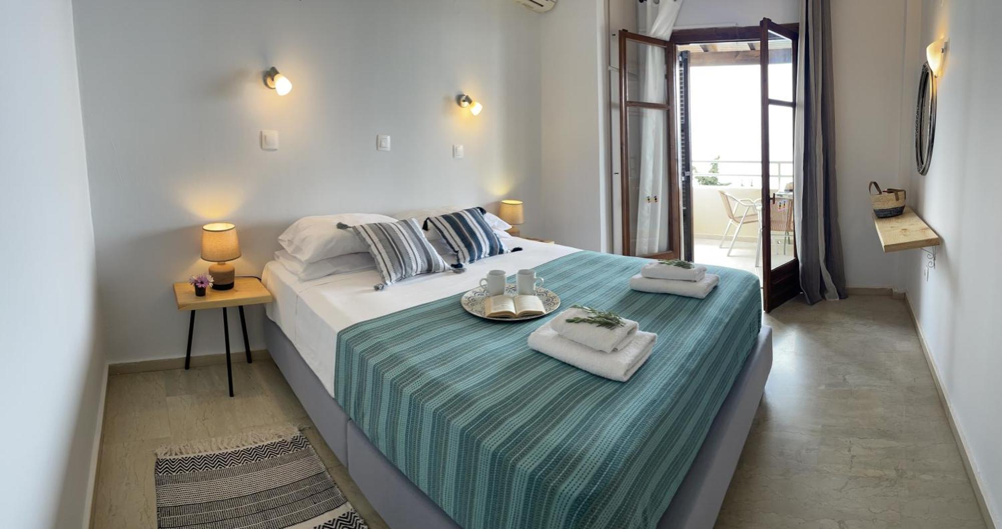 Hotel Odeon B&B Барбати Екстериор снимка